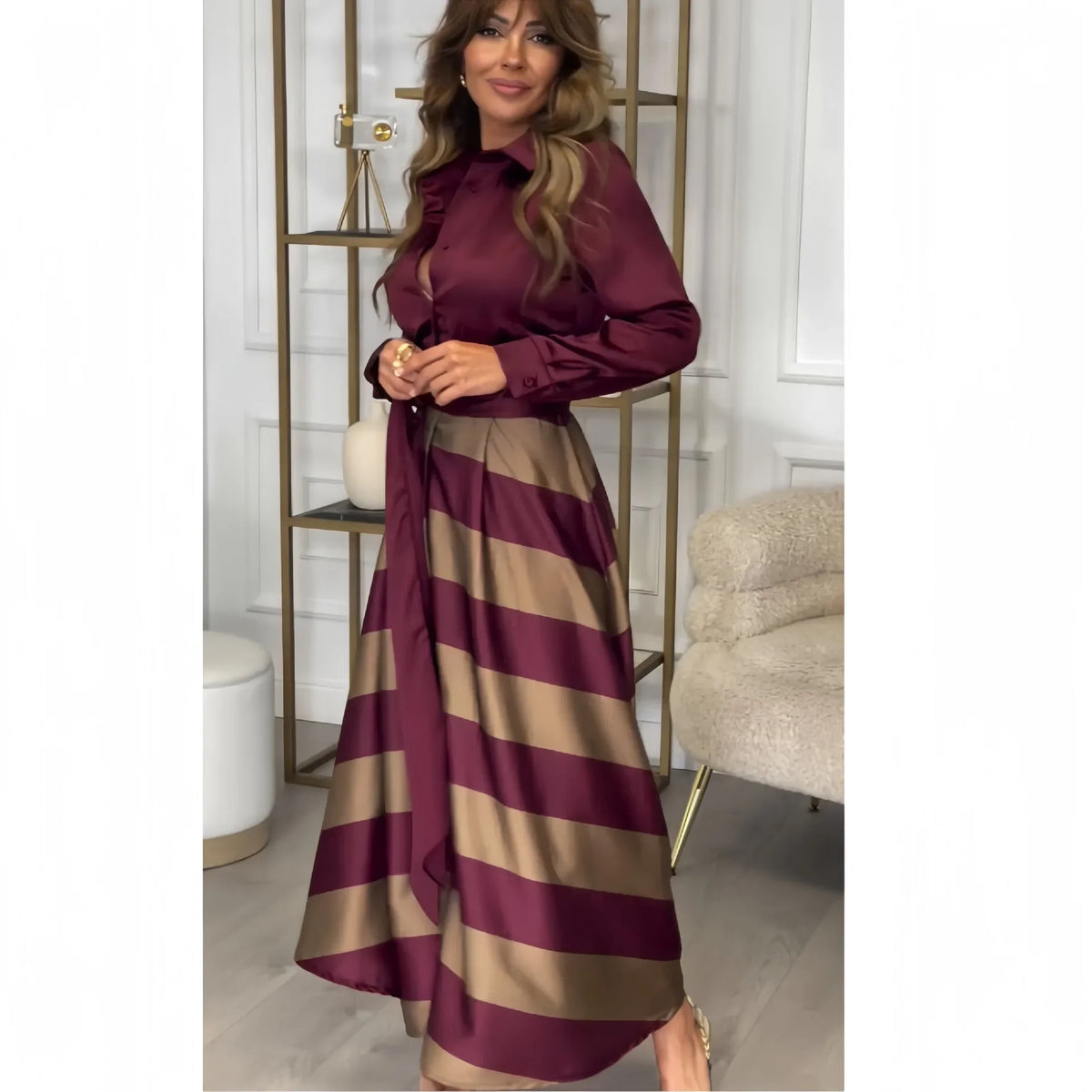 Elegant Grace: Striped Lace-Up Abaya Dress for Modern Muslim Women
